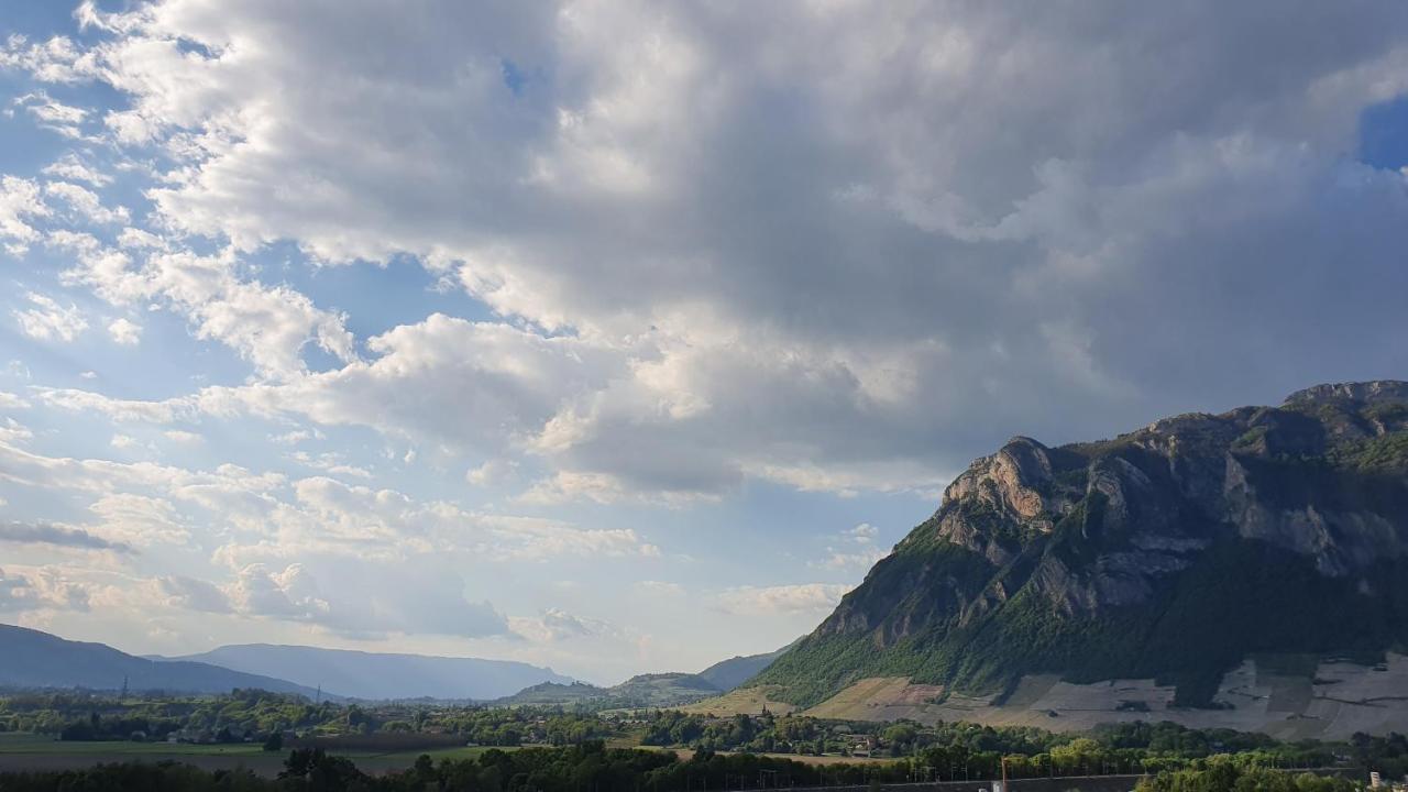 Gite Clair, Spacieux Et Cosy Avec Vue Sur Le Massif De La Chartreuse Sainte-Helene-du-Lac Exterior foto